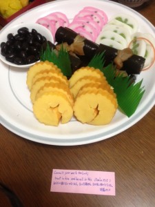 時間がないため、妹が差し入れしてくれたおせちです。 （毎年お世話になっています(・∀・)） 岐阜教会