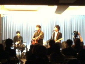 4C411F1E-9A4C-4789-B7A5-1A78DB284162441